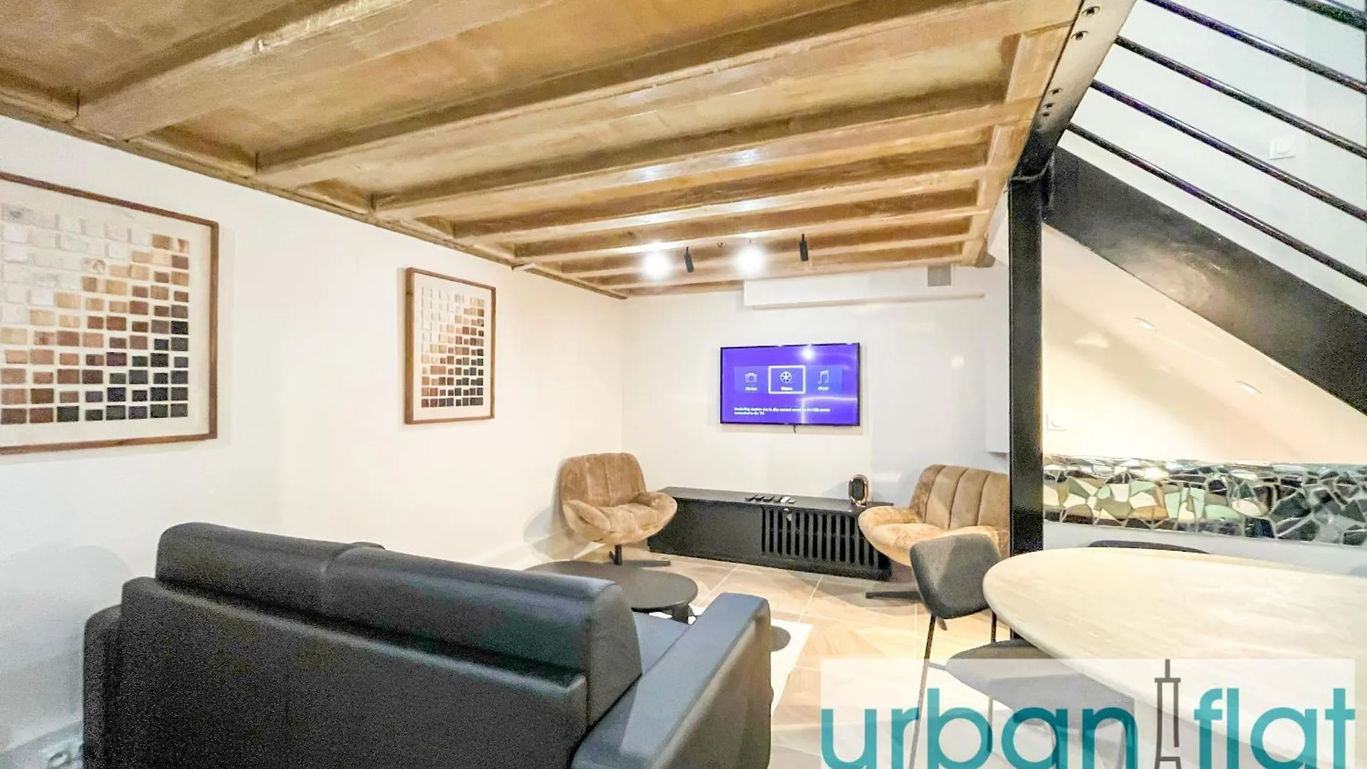 Appartement Urban Flat 09 - Stylish Triplex Champs-Elysees Paris France