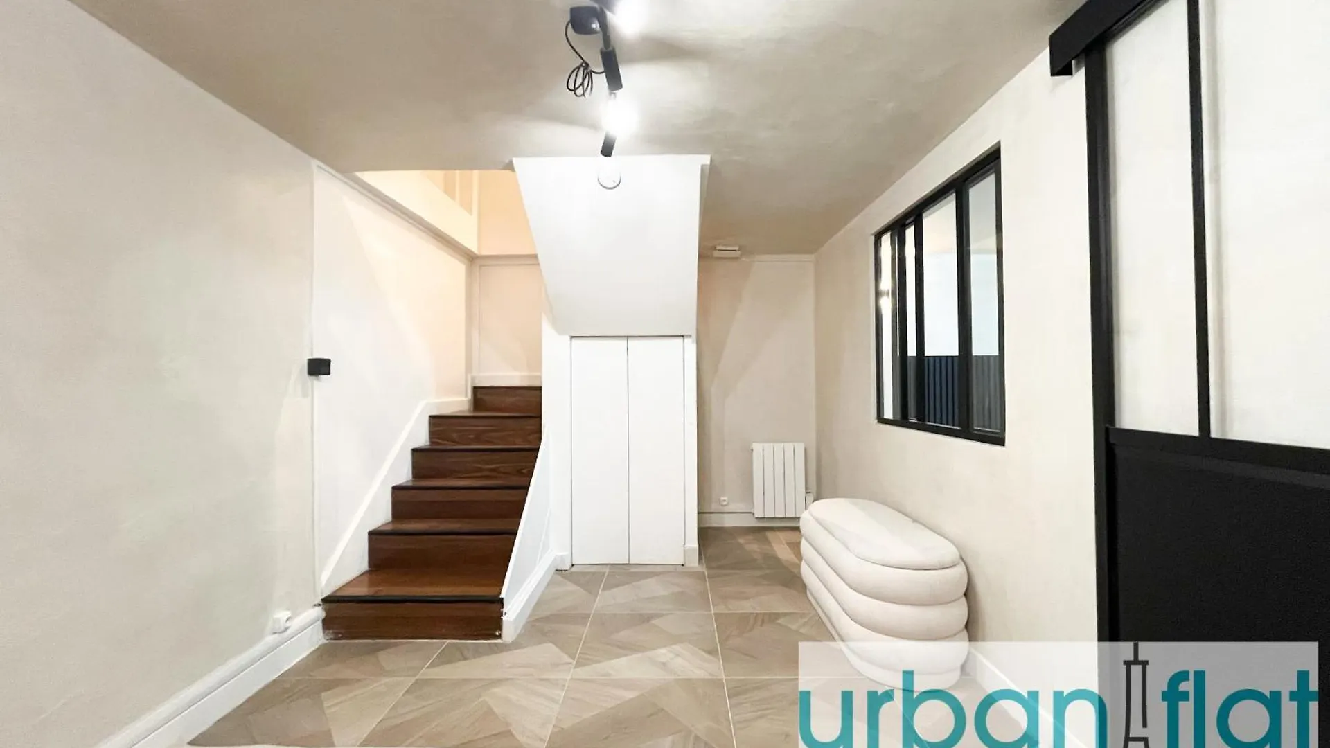 Appartement Urban Flat 09 - Stylish Triplex Champs-Elysees Paris