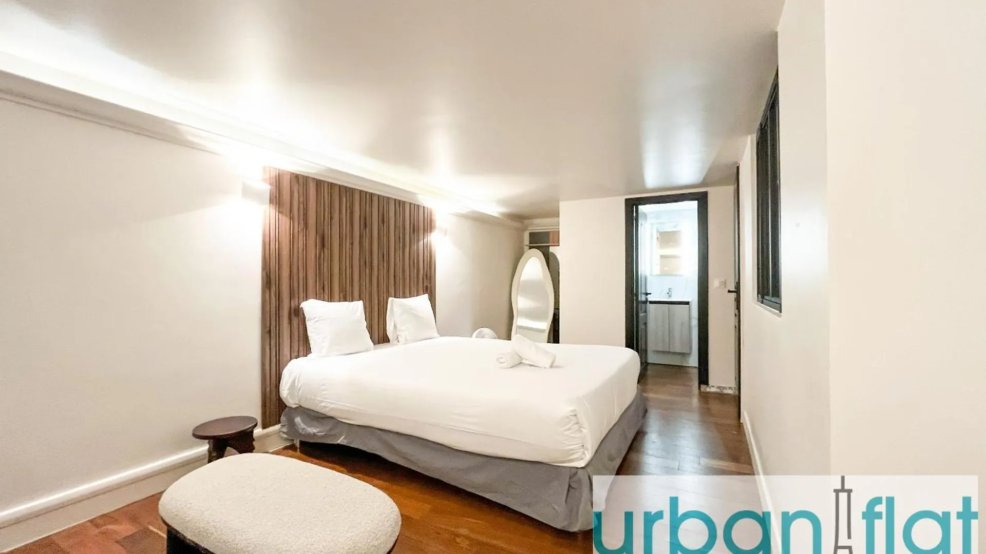 Urban Flat 09 - Stylish Triplex Champs-Elysees Paris Apartment